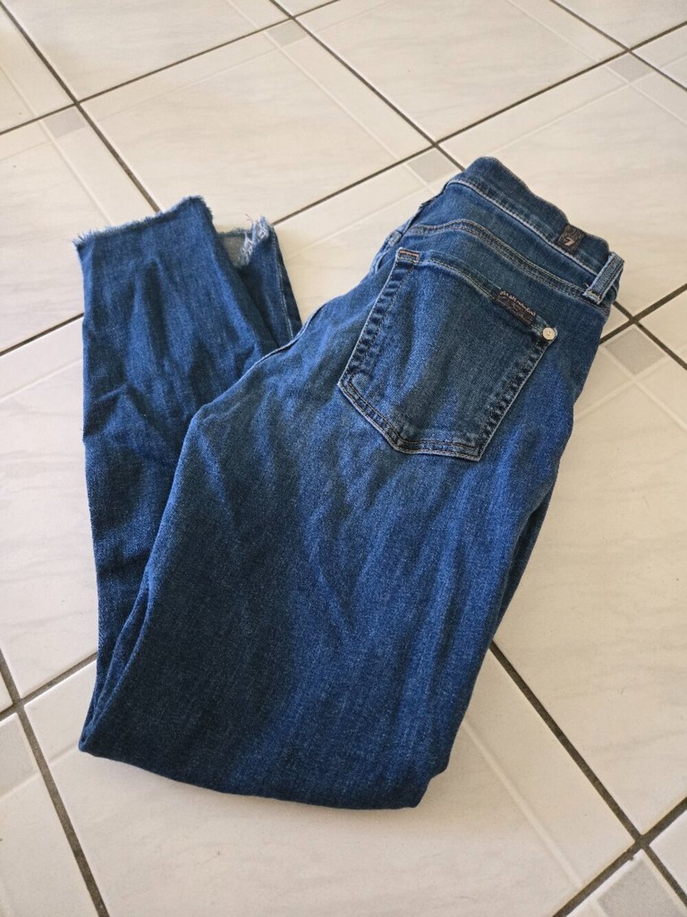 7 For All Mankind High Waist Ankle Gwenevere Dark Wash Raw Hem Jeans 28